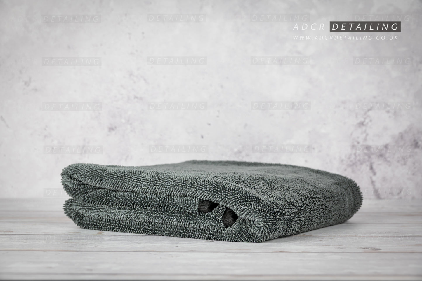 Extra Large Twisted Loop Microfibre Drying Towel 620gsm