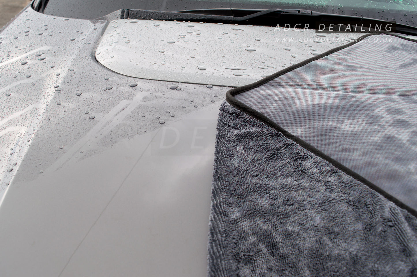 Extra Large Twisted Loop Microfibre Drying Towel 620gsm