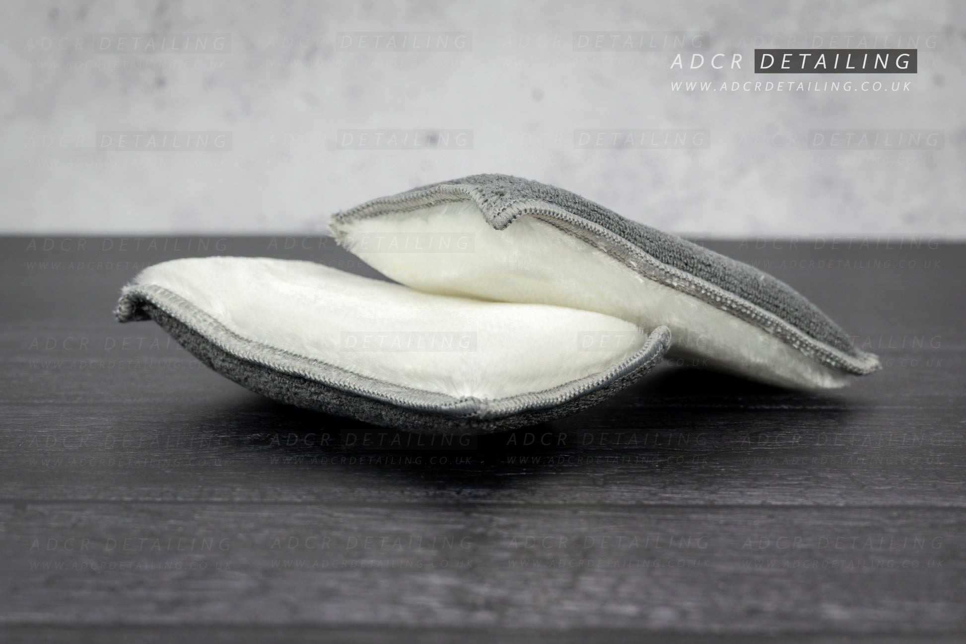 Detailing Interior Scrub Pad, with bristles on one side and microfibre on the other. Ideal for interior car cleaning and leather car seats, steering wheels etc. High quality, premium interior scrub pads.