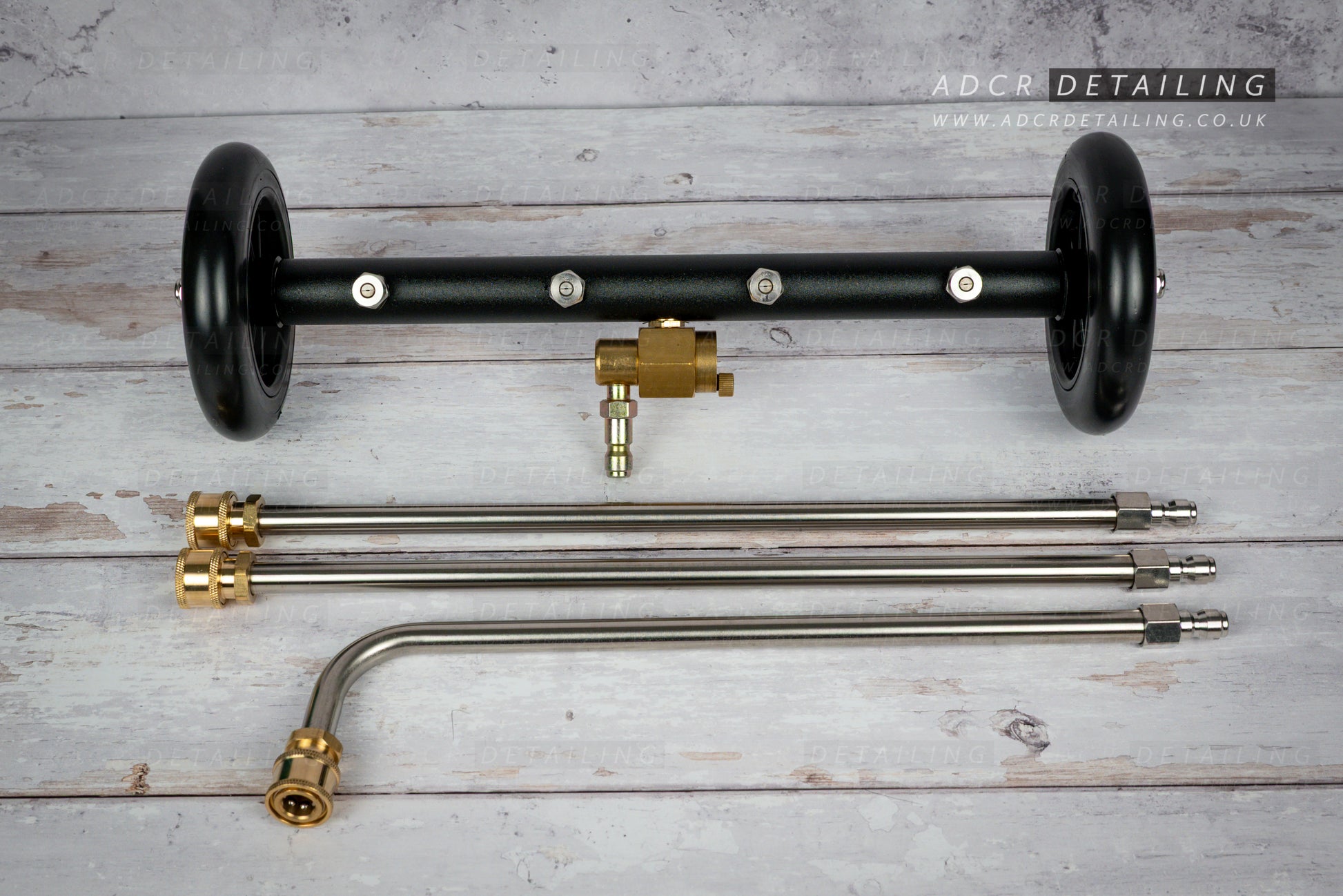 Detailing Undercarriage chassis cleaner on wheels, for pressure washing the underside of vehicles, ideal for remoing road salt and winter dirt to protect your chassis from rust and corrosion.