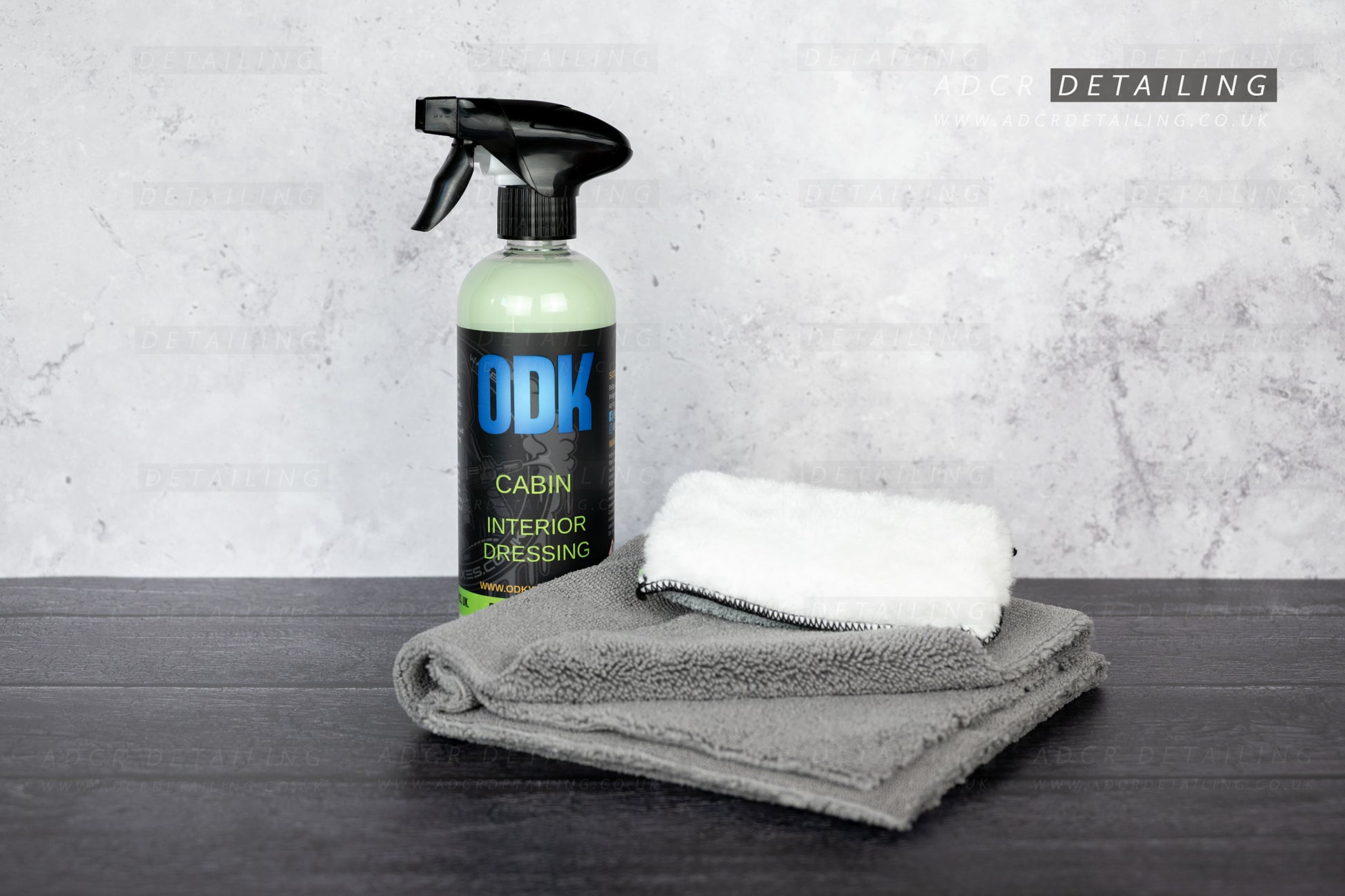 Interior detailing starter kit, includes ODK Cabin interior dressing, premium edgless microfibre and an ultra soft microfibre applicator pad. Everythign you need to keep your interior and dash clean and dust free.
