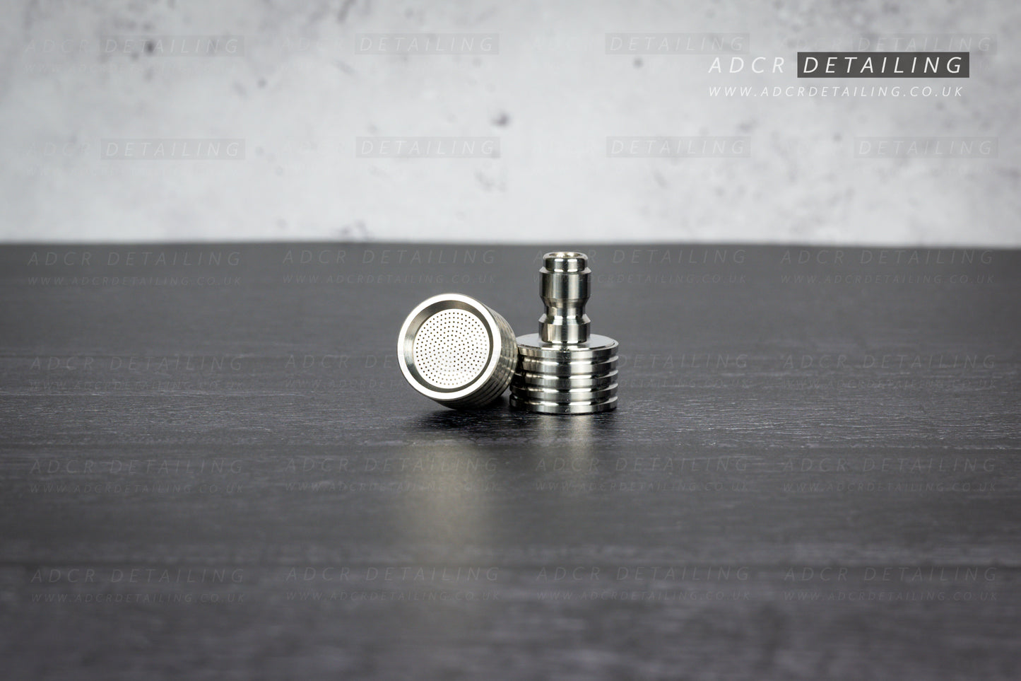 1/4in Quick Release Shower Head Nozzles for car detailing and valeting. Ideal for rinsing door shuts, fuel flaps and frothing up shampoo in detailing buckets.