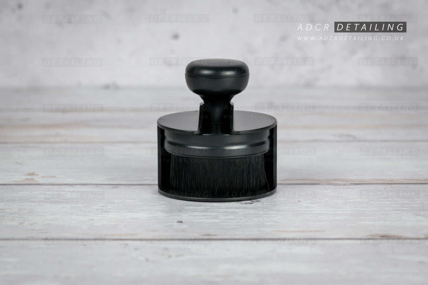 Tyre Dressing Applicator Brush for detailing. Applying tyre shine / dressing to tyres.