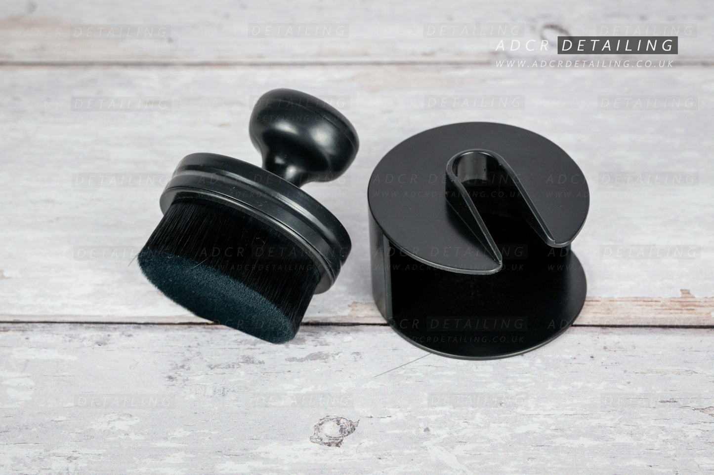 Tyre Dressing Applicator Brush for detailing. Applying tyre shine / dressing to tyres.