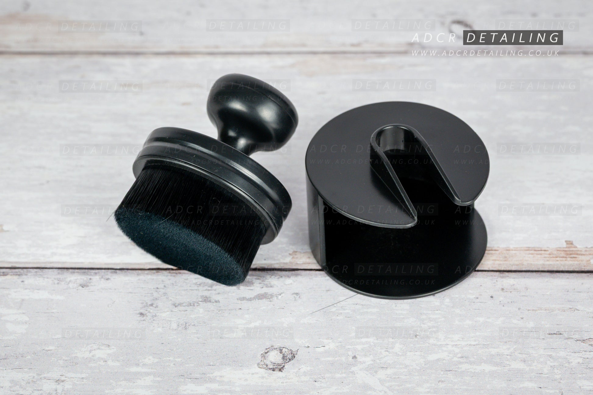 Tyre Dressing Applicator Brush for detailing. Applying tyre shine / dressing to tyres.