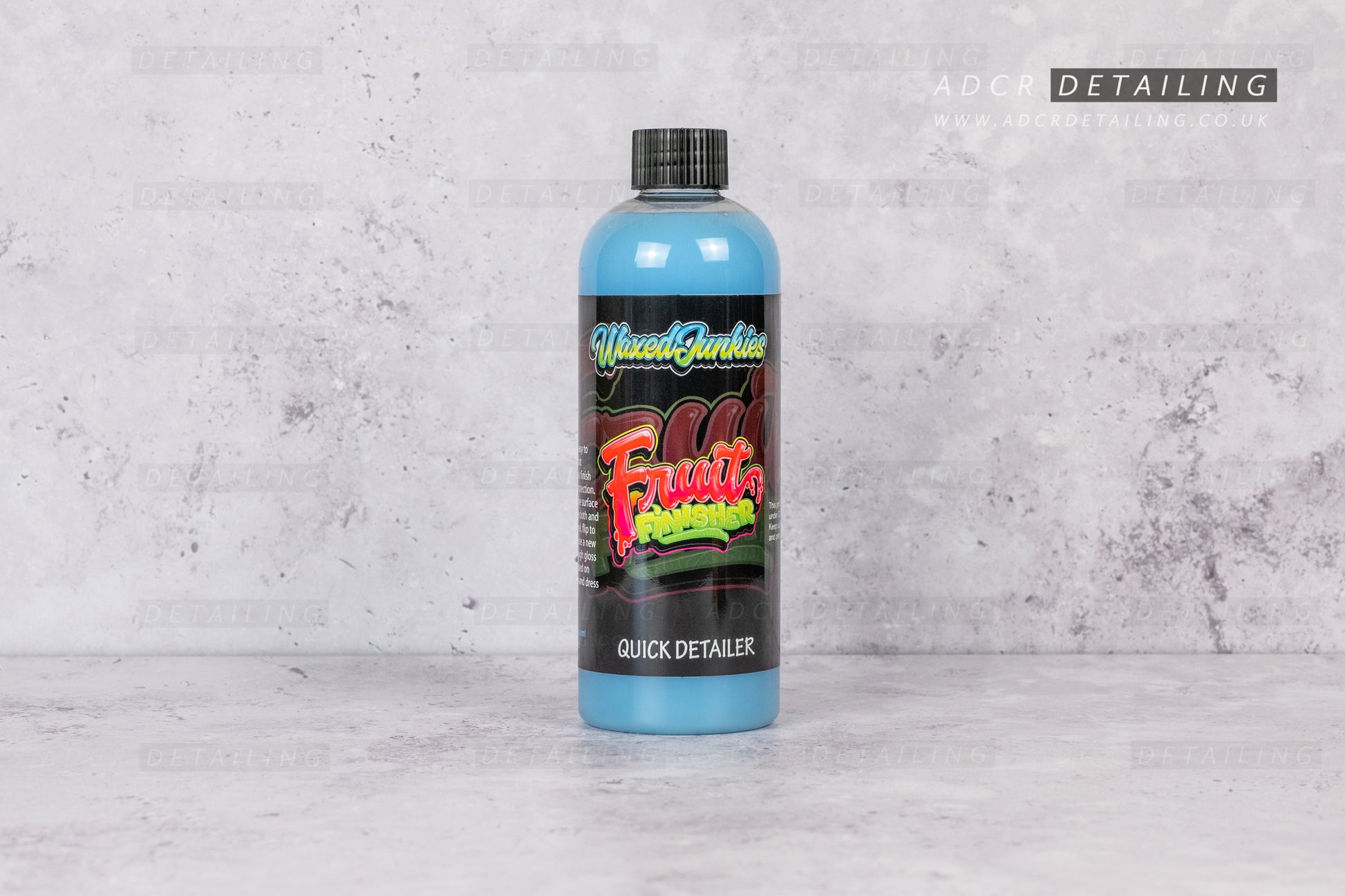 Classic easy to use quick detailer spray, for a streak free shine. Fantastic value for a British product with a fruity scent.