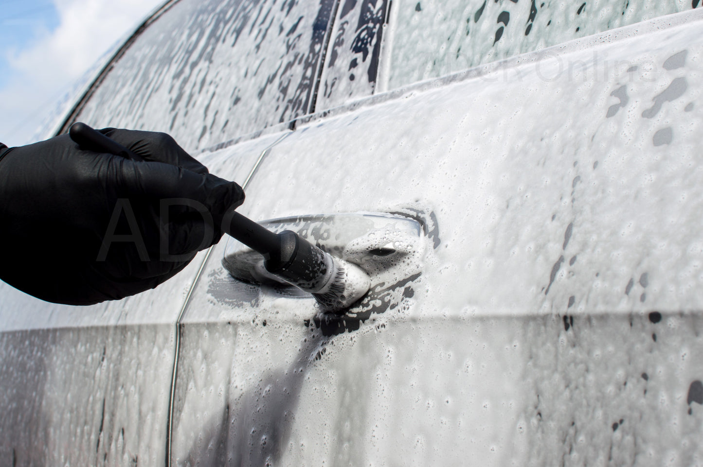 3 Exterior Detailing Brushes, perfect for cleaning intricate parts of the vehicle, like window frames, badges, logos and wheels. Cleaning around car door handles, with pre-wash snow foam.